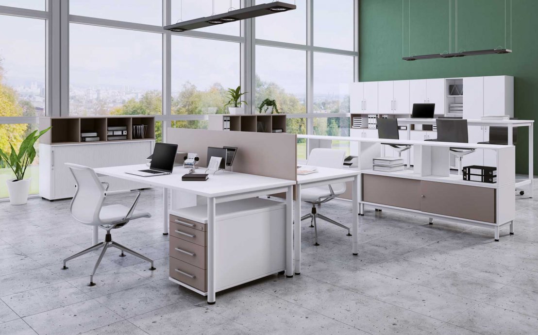 Neues Büro - klassische Möbel in Trendfarben - von MARO