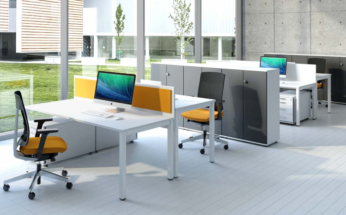 Moderne Bürokonzepte - Schreibtisch K-eM mit Tischtrennwand