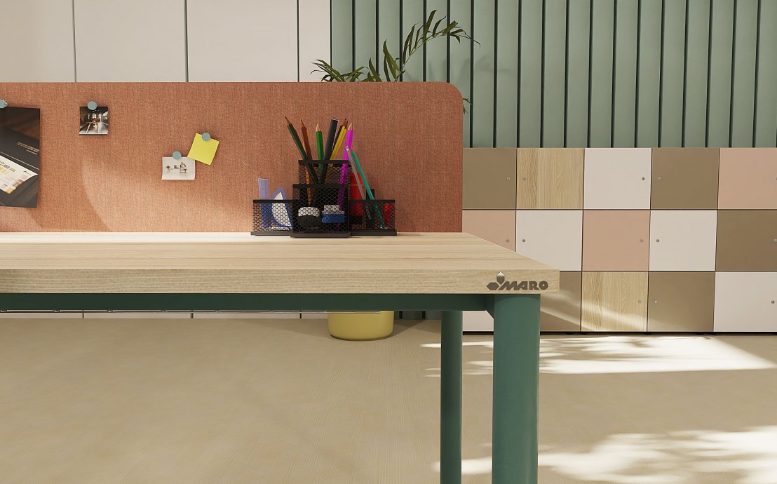Moderne Farben im Büro - Schreibtisch O-eM
