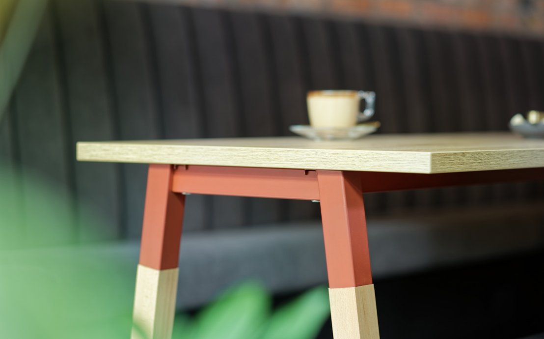 Op-Lite K Wood - Tische in Trendfarben von MARO