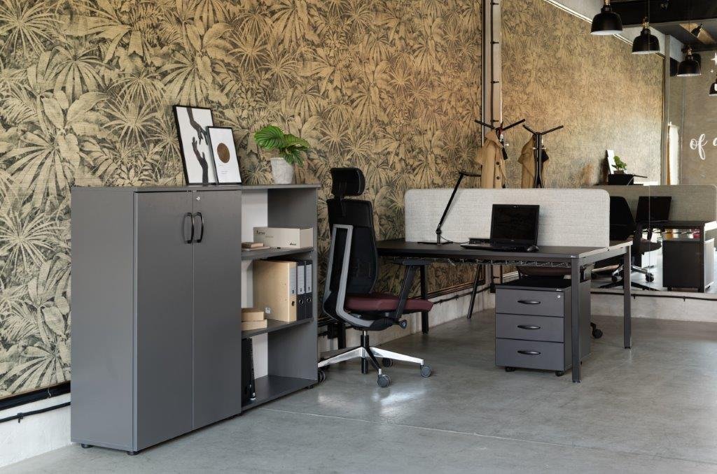 Moderne Bürokonzepte - graue Büromöbel von MARO